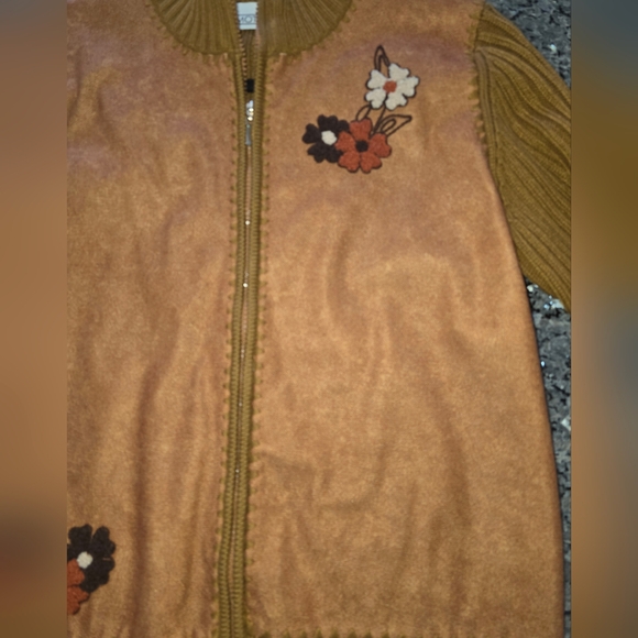Emotion Sweater/Jacket Sz Small - Picture 3 of 7